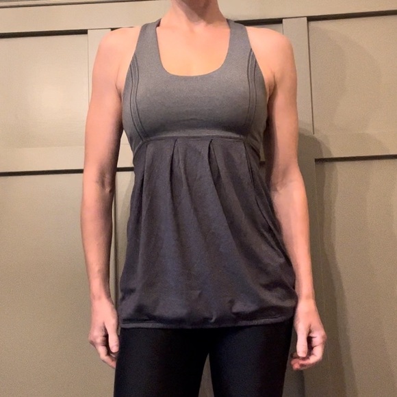 LULULEMON Power Dance Tank Yoga Top Built in Bra Gray / Dark Gray Size 4 - Picture 3 of 12